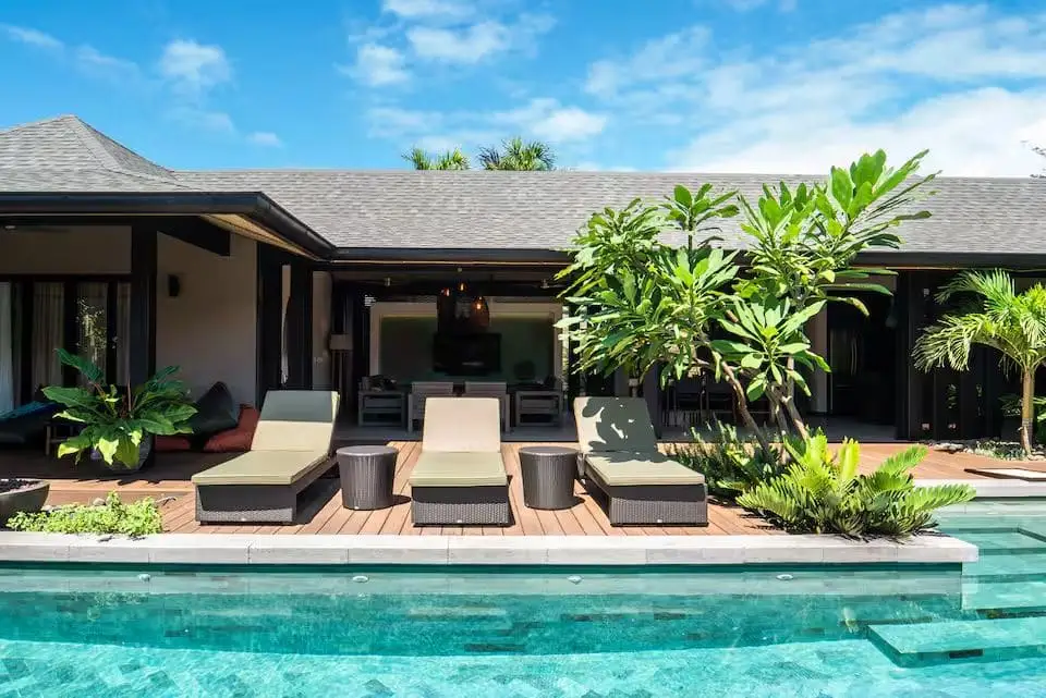 Pool and lounge deck