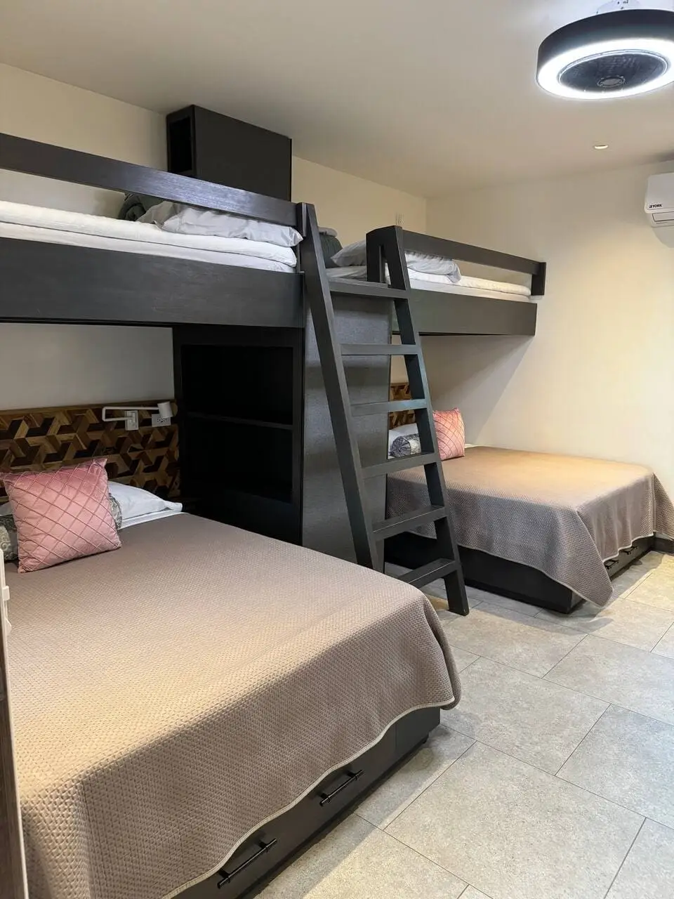 Bedroom Three twin beds